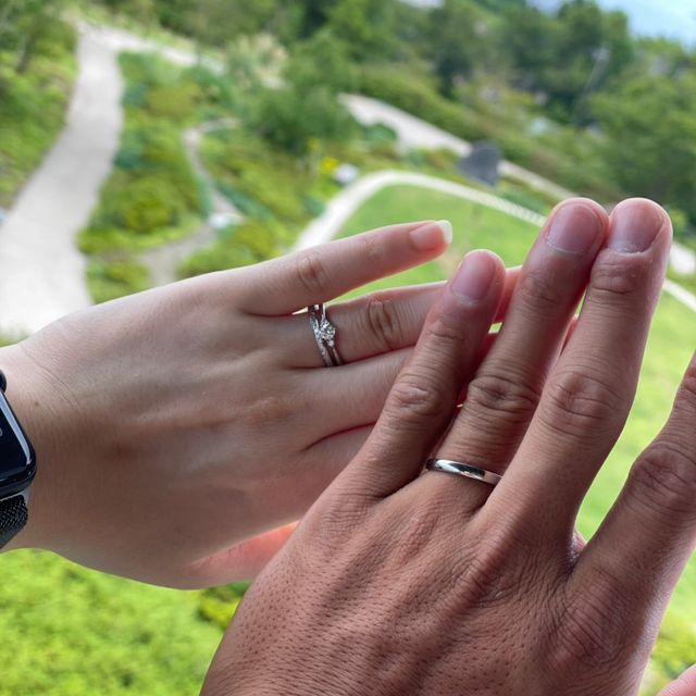 【銀座ダイヤモンドシライシの口コミ】 たくさんの種類から選べました。他のお店ではペアで選ぼうとするとどちら…