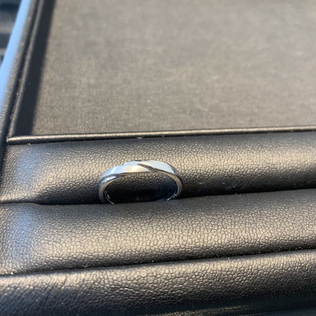 【エクセルコダイヤモンド(EXELCO DIAMOND)の口コミ】 奥さんが一目惚れしたのもあり、2人1緒のデザインにしたいという自分の思…