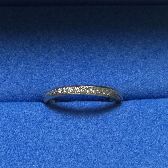 【銀座ダイヤモンドシライシの口コミ】 婚約指輪を買わなかったので、絶対にダイヤモンドが付いているものが欲し…