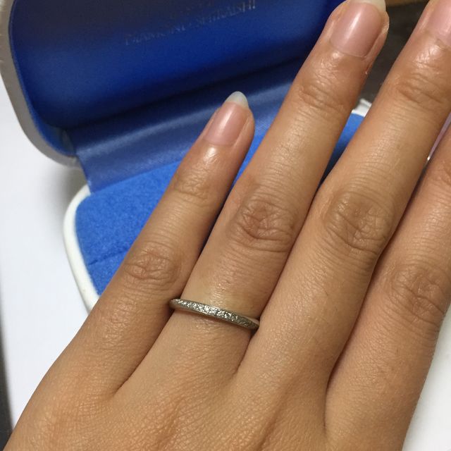 【銀座ダイヤモンドシライシの口コミ】 婚約指輪を買わなかったので、絶対にダイヤモンドが付いているものが欲し…