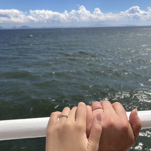 【エクセルコダイヤモンド(EXELCO DIAMOND)の口コミ】 この先ずっとつけるものなので、飽きがこないシンプルなものを探しました…