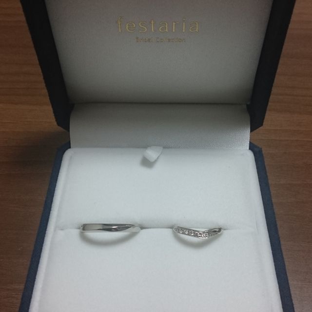 【festaria bijou SOPHIA(フェスタリア ビジュソフィア)の口コミ】 出雲の「KUMO」というデザインを購入しました。
私は手が小さくて指も短い…