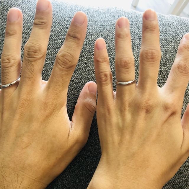 【ケイウノ ブライダル(K.UNO BRIDAL)の口コミ】 ゼクシィのサイトでこの指輪を見つました。
ウェーブがかったデザインで、…