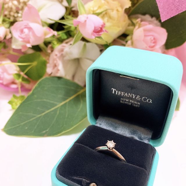 【ティファニー(Tiffany & Co.)の口コミ】 ずっとティファニーブランドの婚約指輪に憧れがあったため、こちらに決め…