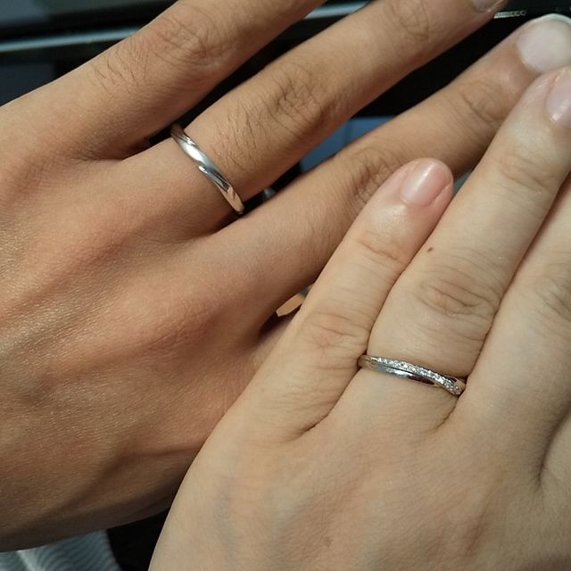 【エクセルコダイヤモンド(EXELCO DIAMOND)の口コミ】 ゴージャス感のあるデザインにしっかり目のリングが多かったです。ダイヤ…