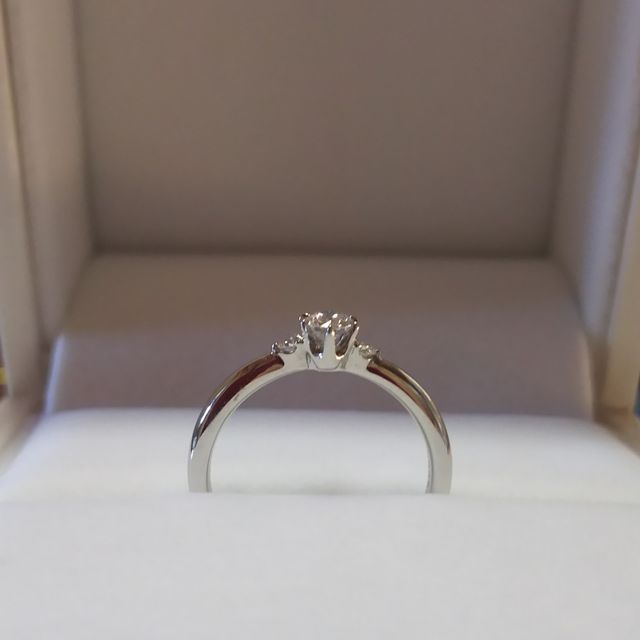 【ギンザタナカブライダル(GINZA TANAKA BRIDAL)の口コミ】 決して安い買い物ではないので、石(ダイヤ)は小さくても本物をという思い…