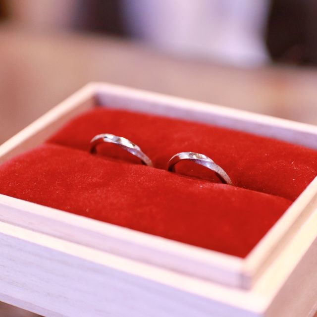 【ichi(イチ)の口コミ】 もともと水面のような石地のデザインを希望していました。他の店舗のデザ…