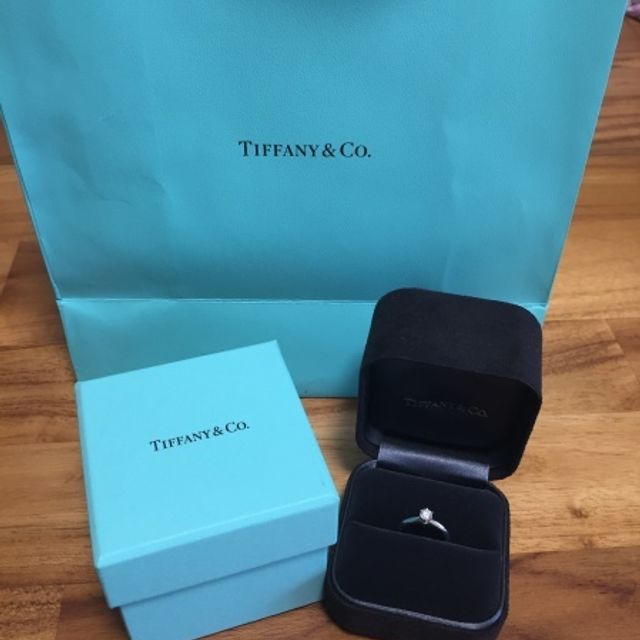 【ティファニー(Tiffany & Co.)の口コミ】 主人からのサプライズプレゼントで貰いました
授かり婚なので貰えないと思…