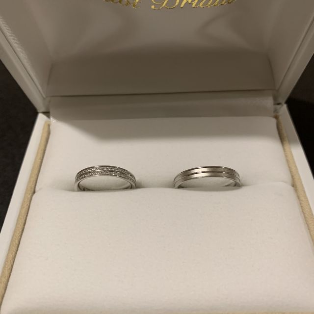 【PILOT BRIDAL(パイロットブライダル)の口コミ】 当初、結婚指輪と同じブランドにしようとフラージャコーの代理店でもある…