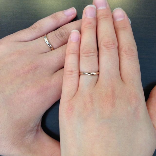 【LAPAGE(ラパージュ)の口コミ】 結婚指輪の色はシルバー！と思ってお店に行きましたが、ピンクゴールドの…