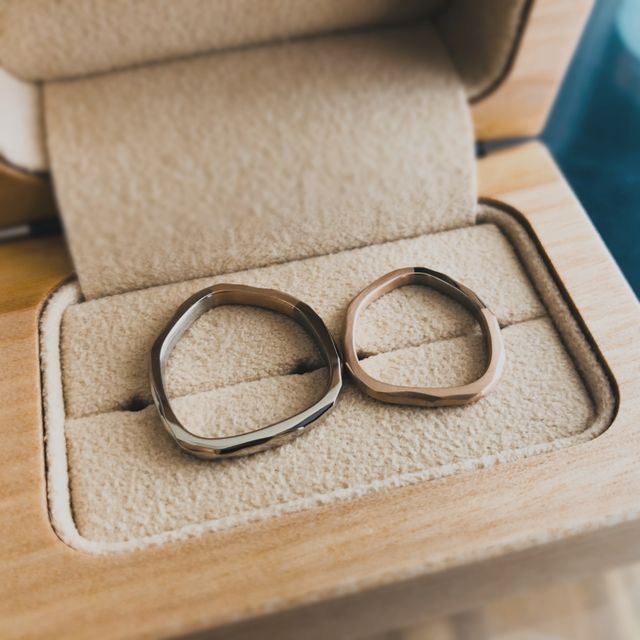 【uchimari(ウチマリ)の口コミ】 SNSで以前からこんな手作りする指輪がいいなーと思っていました。
お互い…