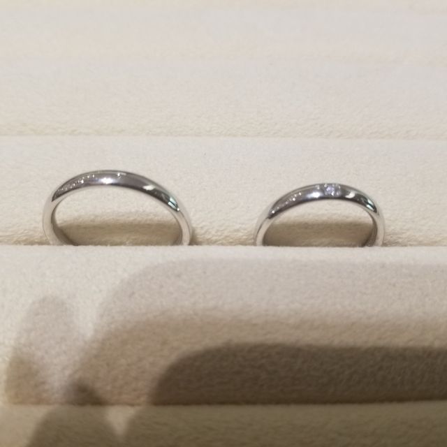 【TRECENTI(トレセンテ)の口コミ】 シンプルなデザインで、歳をとっても飽きがこないだろうなと思いました。
…