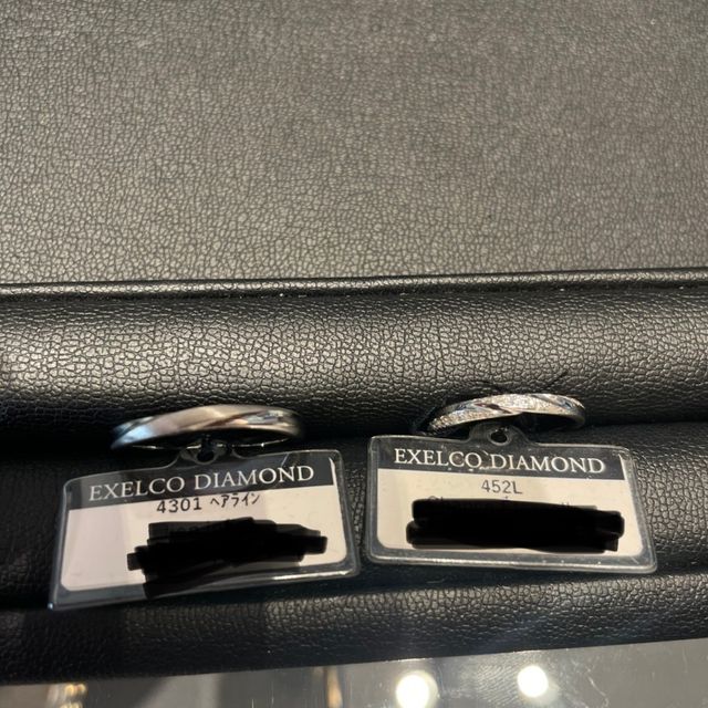 【エクセルコダイヤモンド(EXELCO DIAMOND)の口コミ】 ウェーブ系の中でも様々なデザインがあり、女性用と男性用のデザインを別…