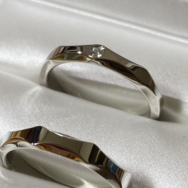 【ブルガリ(BVLGARI)の口コミ】 【デザイン】ブルガリのセルペンティとインフィニートで迷っておりました…