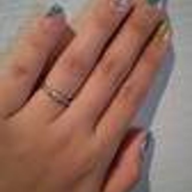 【TRECENTI(トレセンテ)の口コミ】 なんといっても双子ダイヤモンドであることです。双子ダイヤとは、一つの…