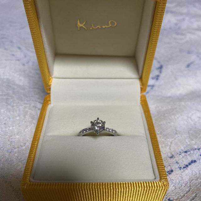 【ケイウノ ブライダル(K.UNO BRIDAL)の口コミ】 既製品でなく、オーダーで作っていただきました。
爪もそこまで引っ掛かり…