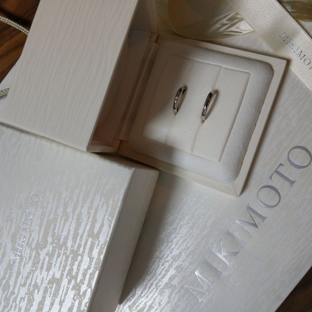 【MIKIMOTO(ミキモト)の口コミ】 新婦希望:ストレート、シンプルなもの、プラチナ
新郎希望:シンプルなリン…