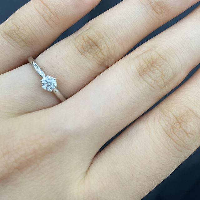 【アイプリモ(I-PRIMO)の口コミ】 ストレートで王道のタイプ、キラキラ光るものが良くてこれに決めました。
…