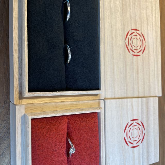 【出雲結(いずもゆい)の口コミ】 当初からシンプルだけどデザイン性のある指輪を探していました。様々な指…