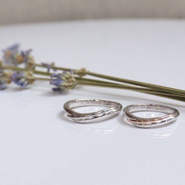 【鶴(mikoto)の口コミ】 結婚指輪の写真の通り重ね合わせたお洒落なデザインで仕上がりました。
ま…