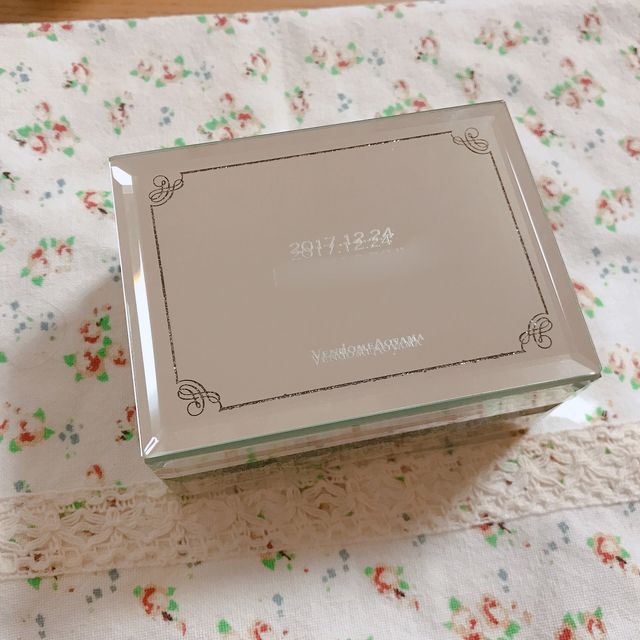 【ヴァンドーム青山(VENDOME AOYAMA)の口コミ】 ハーフエタニティの指輪を探していて、こちらを試着した際、レース模様が…