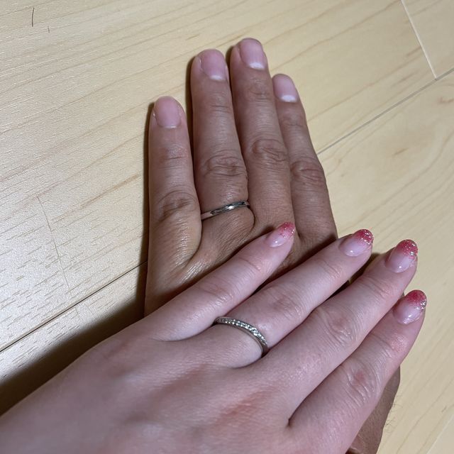 【4℃ BRIDAL(ヨンドシーブライダル)の口コミ】 プラチナでメレダイヤが乗っているものがどうしても良くて探していました…