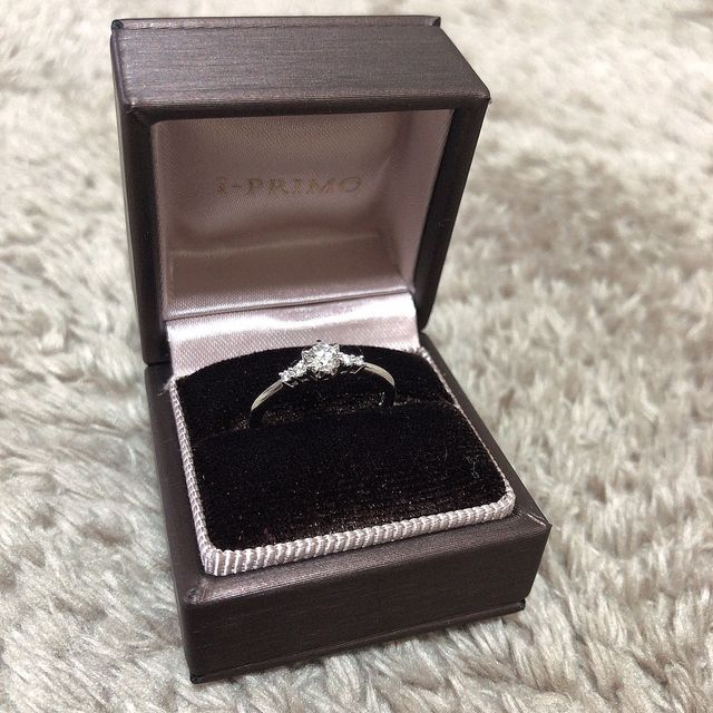 【アイプリモ(I-PRIMO)の口コミ】 全てが自分の理想にピッタリだった。指輪の形から始まり、カラー、値段ま…