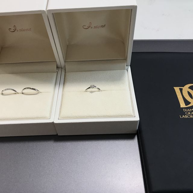 【I's stone(アイズストーン)の口コミ】 ピンクダイヤを使いつつ、派手過ぎず、日常でも使いやすいようにオーダー…