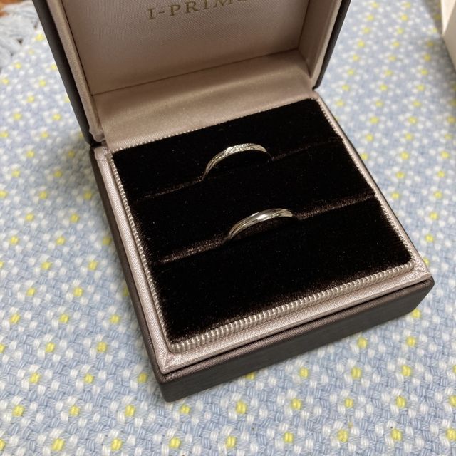 【アイプリモ(I-PRIMO)の口コミ】 高いデザイン性の割に比較的低価格。
そして良い着け心地が素敵なリングで…