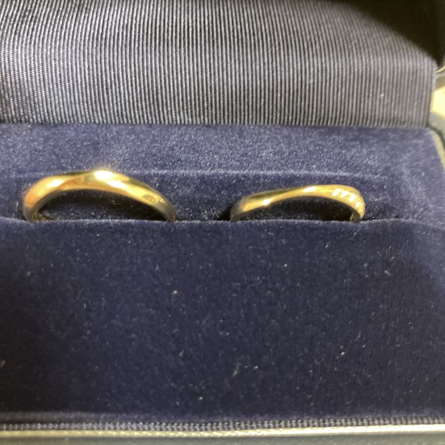 【銀座ダイヤモンドシライシの口コミ】 価格、デザイン、着け心地で決めました！
特に着け心地は素晴らしくいくつ…