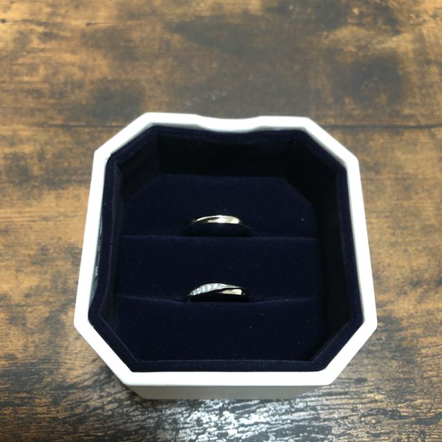 【4℃ BRIDAL(ヨンドシーブライダル)の口コミ】 デザイン、着け心地、価格、接客。3店舗ほど回りましたが、接客が特に良か…