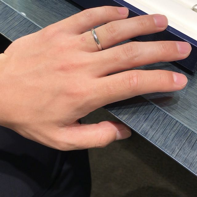 【MIKIMOTO(ミキモト)の口コミ】 デザインについて、女性向けの指輪は多くのデザインがあり豊富で、男性向…