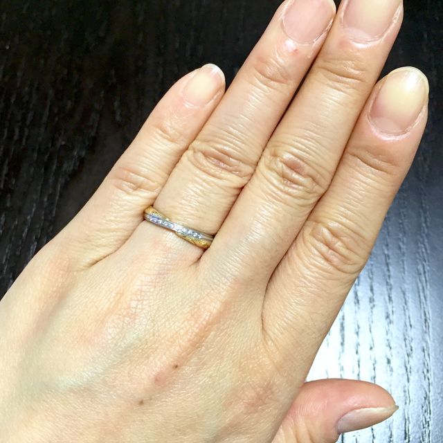 【LAPAGE(ラパージュ)の口コミ】 アンティーク風なイエローゴールドとプラチナのコンビデザインが気に入り…