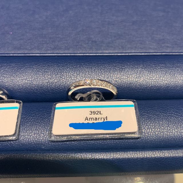 【銀座ダイヤモンドシライシの口コミ】 アマリーという結婚指輪を購入しました。仕事柄普段は指輪を着けることが…