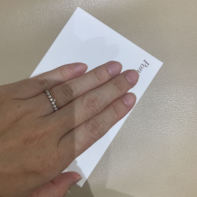 【Ponte Vecchio(ポンテヴェキオ)の口コミ】 遠くから見ても華やかなインパクトのある指輪を探していました。ポンテヴ…