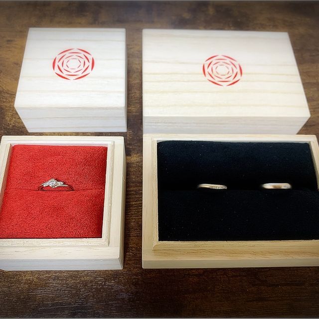 【出雲結(いずもゆい)の口コミ】 赤い糸をデザインに織り込んだストーリーと、縁結(えん)という名前に惹か…