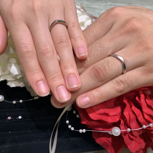 【TRECENTI(トレセンテ)の口コミ】 V字型デザインがとてもきれいでかっこよくて即決しました。
特にマットな…