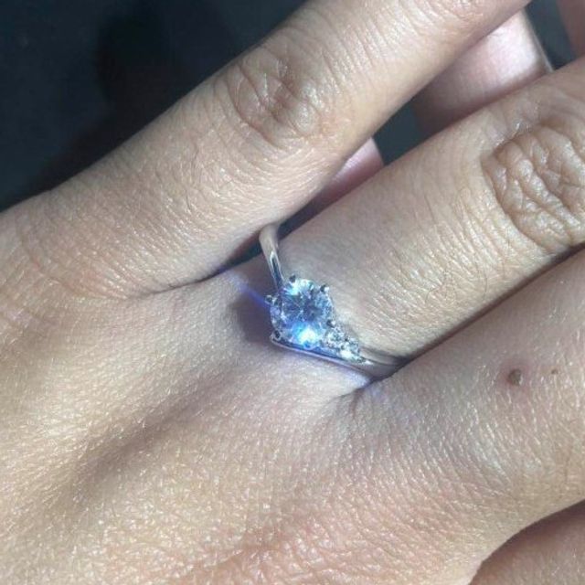 【BRILLIANCE+(ブリリアンスプラス)の口コミ】 ダイヤモンドの在庫が豊富でスペックが高いわりに値段が抑えめなのが非常…