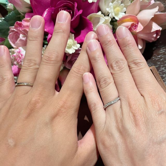 【TANZO.(鍛造指輪)の口コミ】 指輪はダイヤの入ったエタニティータイプと決めていたので、ダイヤが落ち…