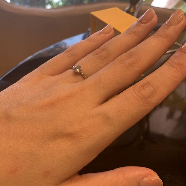 【ケイウノ ブライダル(K.UNO BRIDAL)の口コミ】 今回、婚約指輪を母から受け継ぎ、それをリフォームし彼女に渡す形となり…