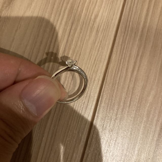 【エクセルコダイヤモンド(EXELCO DIAMOND)の口コミ】 つけやすさとダイヤモンドの輝きです。
他のブランド5社ほど伺って、着け…