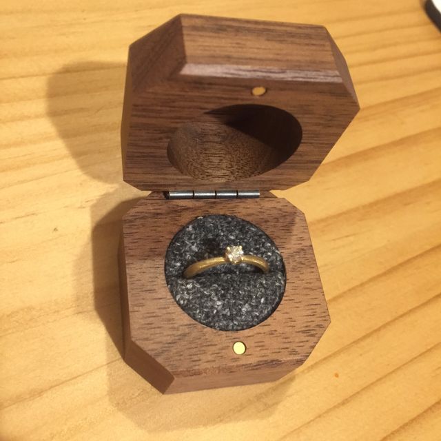 【鎌倉彫金工房の口コミ】 自分で作るという体験も込みで通常の婚約指輪よりもはるかに安い値段で購…