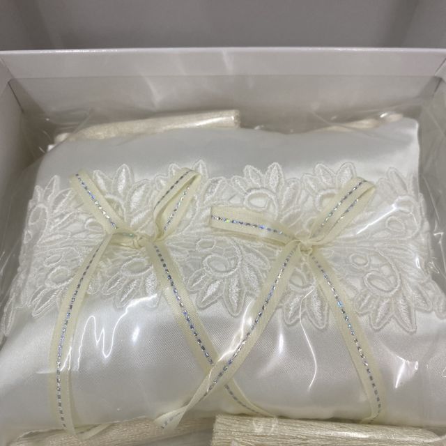 【PILOT BRIDAL(パイロットブライダル)の口コミ】 2人ともシンプルでなるべく細めの指輪を探していました。
最初は他のブラ…