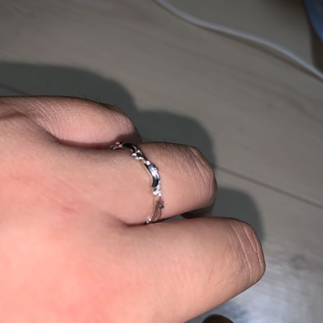 【ケイウノ ブライダル(K.UNO BRIDAL)の口コミ】 外観の素晴らしさはもちろんのこと付けた時の違和感の無さに驚きました。…