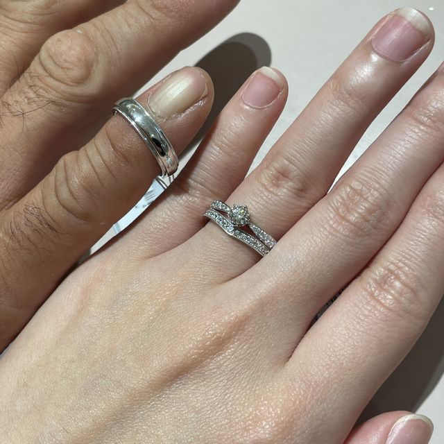 【TRECENTI(トレセンテ)の口コミ】 指輪は華やかで、夫婦お揃いのものが良かったので希望していました。婚約…