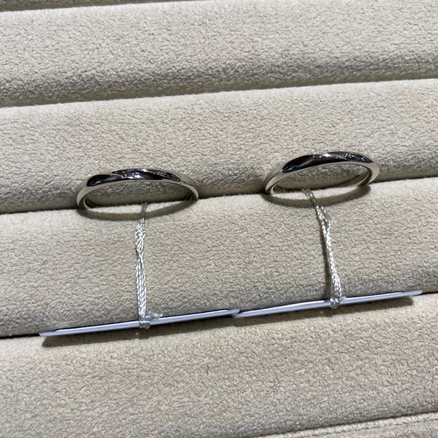 【TRECENTI(トレセンテ)の口コミ】 シンプルながらデザインもあってお気に入りのリングに出会えました。デザ…