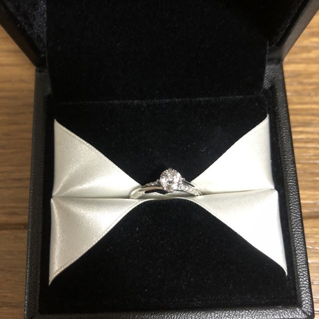 【エクセルコダイヤモンド(EXELCO DIAMOND)の口コミ】 ダイヤモンドの形に特にこだわり、世界が認める歴史あるブランドというこ…