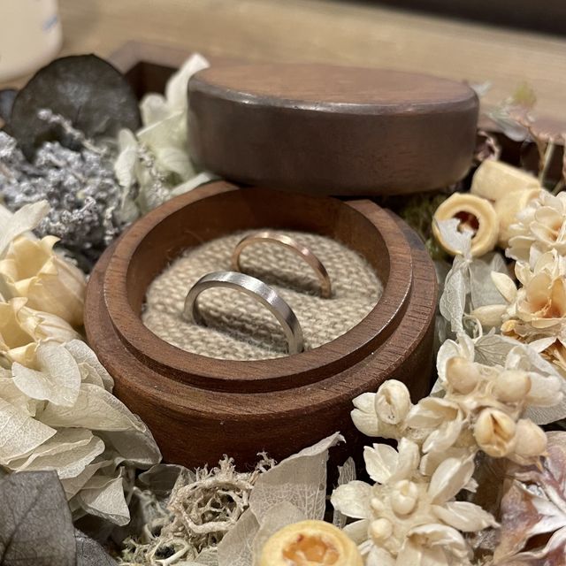 【鎌倉彫金工房の口コミ】 結婚指輪は欲しいけどブランドものには興味がない。
手作りならブランドが…