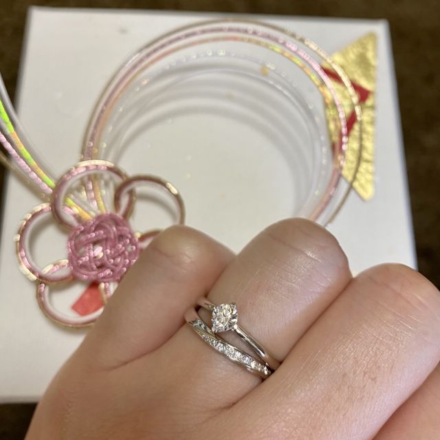 【FOREVERMARK(フォーエバーマーク)の口コミ】 着け心地と長く使えるシンプルなデザイン，また指が綺麗に見えるよう少し…