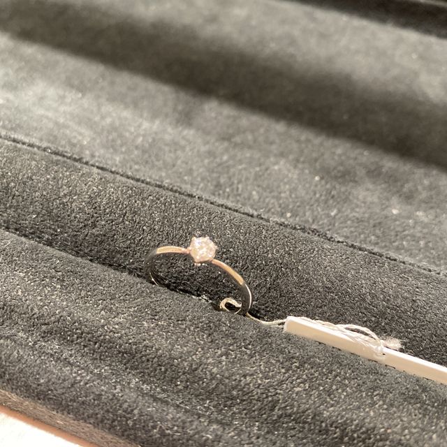 【TRECENTI(トレセンテ)の口コミ】 色々なデザインの種類がありとても悩みましたが、シンプルなデザインのも…